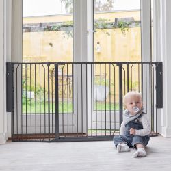 BabyDan Univerzální prostorová zábrana BabyDan Carl Wide černá